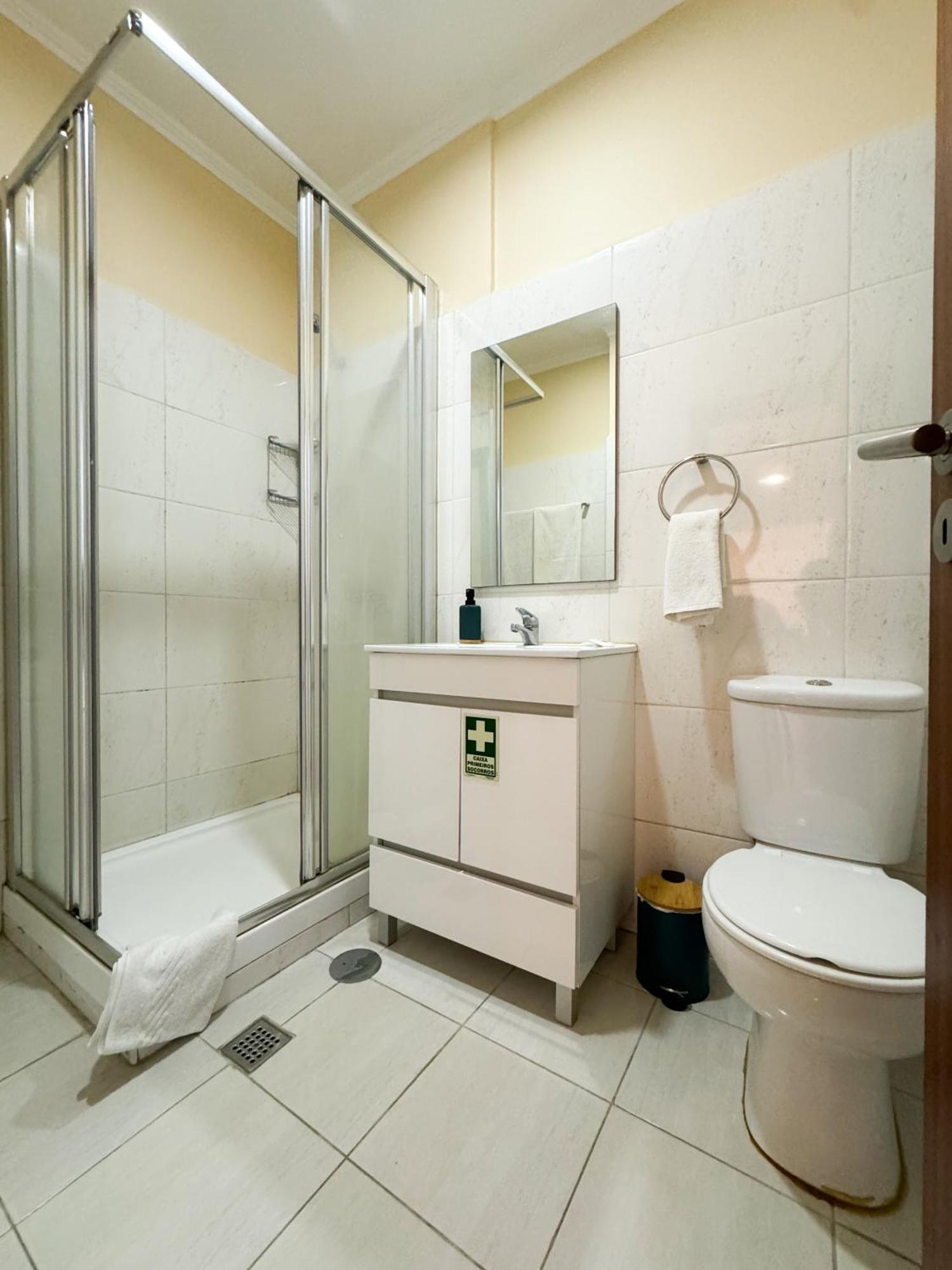 Hostel Monaco Funchal  Eksteriør billede